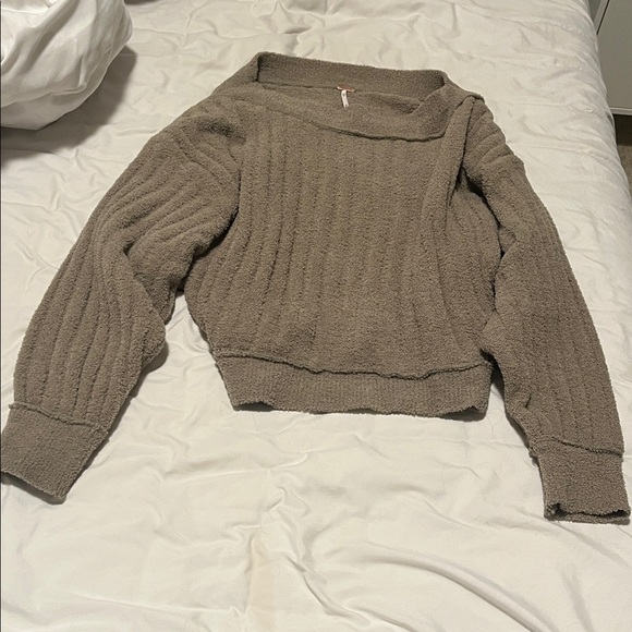 Elegant Wide Shoulder Taupe Free People Sweater - Picture 1 of 4